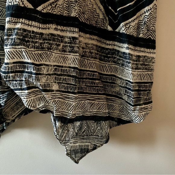 🏝️ Akemi + Kin by Anthropologie Dress - Picture 5 of 7